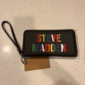 Steve Madden rainbow hand purse